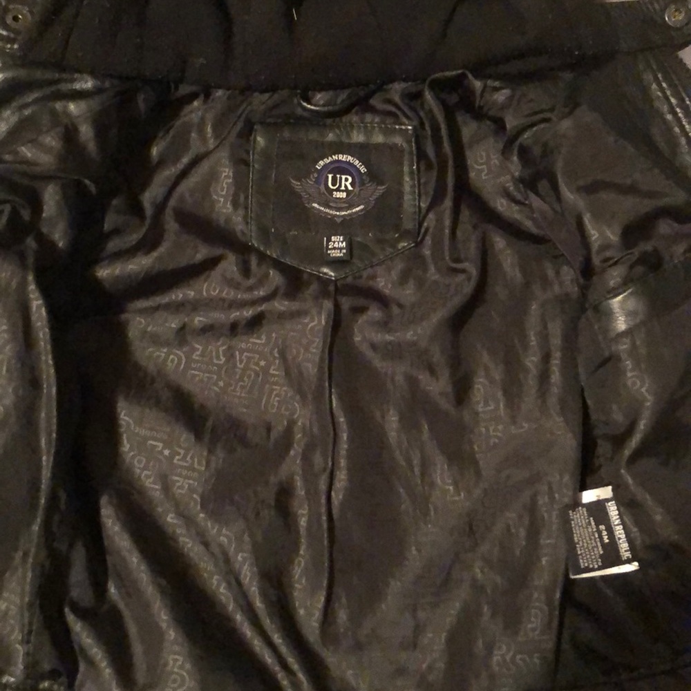 Jacket - Picture 2 of 5